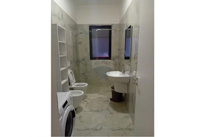 Shtepi me qera 1+1 ne Tirane - 600 Euro