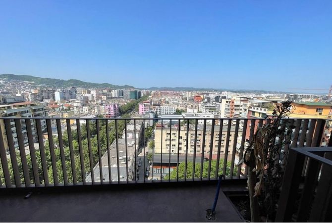 Ambient biznesi me qera 3+1 ne Tirane - 800 Euro