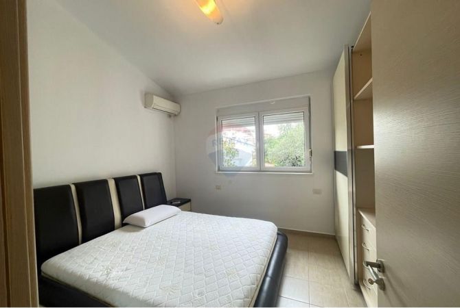 Shtepi me qera 2+1 ne Tirane - 550 Euro
