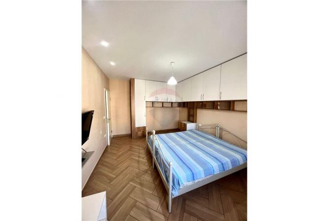 Shtepi me qera 1+1 ne Tirane - 400 Euro