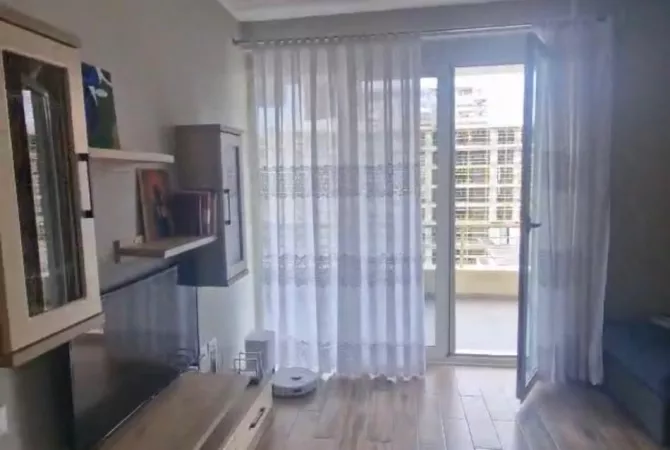 Shtepi me qera 1+1 ne Tirane - 550 Euro