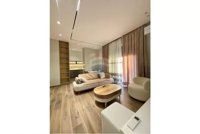 Shtepi me qera 2+1 ne Tirane - 1,500 Euro