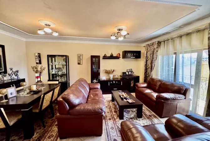 Shtepi me qera 2+1 ne Tirane - 500 Euro
