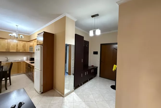 Shtepi me qera 2+1 ne Tirane - 400 Euro