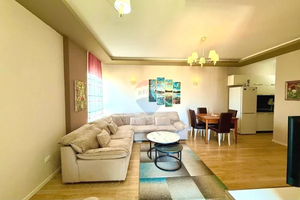 Casa in affitto 2+1 a Tirana - 700 Euro