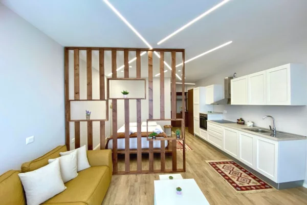 Studio apartment per qira Farmacia 10 Arlis