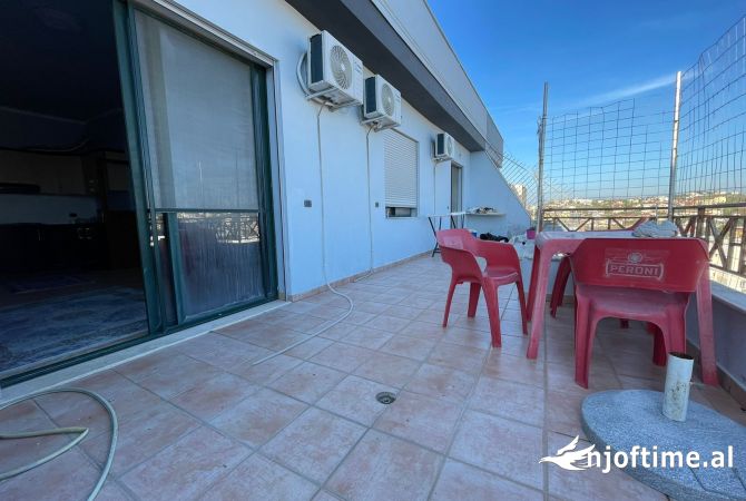 Shtepi ne shitje Apartament ne Durres, 2+1, Mobilimi Bosh, pa mobiluar, Pagesa 99,000  Euro.