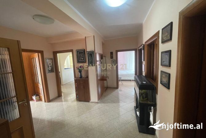 Shtepi ne shitje 3+1 ne Durres - 170,000 Euro