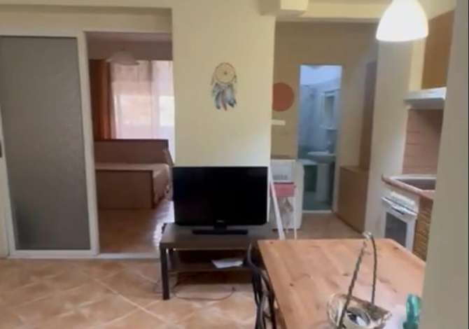 Shtepi me qera 1+1 ne Tirane - 540 Euro