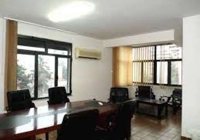 Business Property for Rent 3+1 in Tirana - 150 Euro