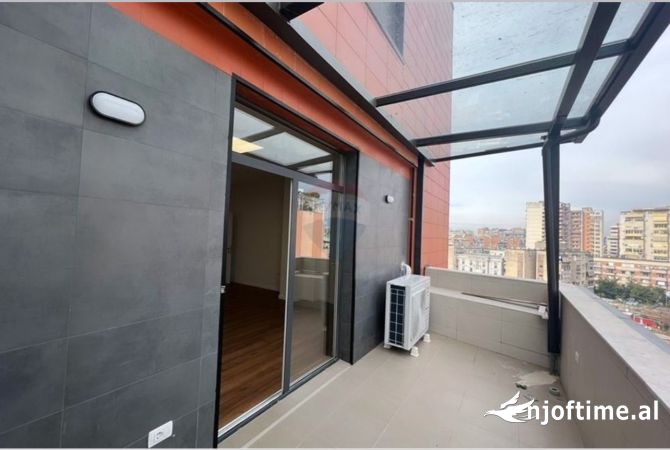 Ambient biznesi me qera 3+1 ne Tirane - 1,000 Euro