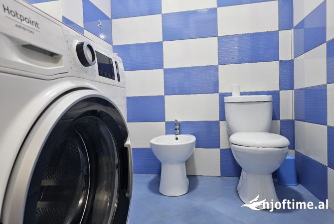 Shtepi me qera Apartament ne Tirane, 2+1, Mobilimi E mobiluar, Pagesa 800  Euro.