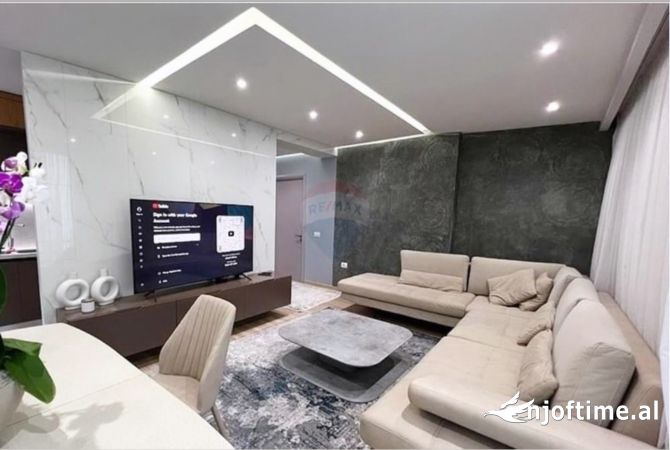 Shtepi me qera 2+1 ne Tirane - 1,000 Euro