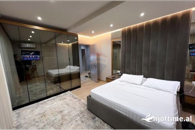 Shtepi me qera 2+1 ne Tirane - 1,000 Euro