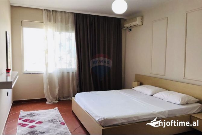 Shtepi me qera Apartament ne Tirane, 2+1, Mobilimi E mobiluar, Pagesa 750  Euro.