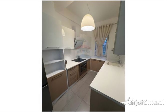 Shtepi me qera 1+1 ne Tirane - 700 Euro