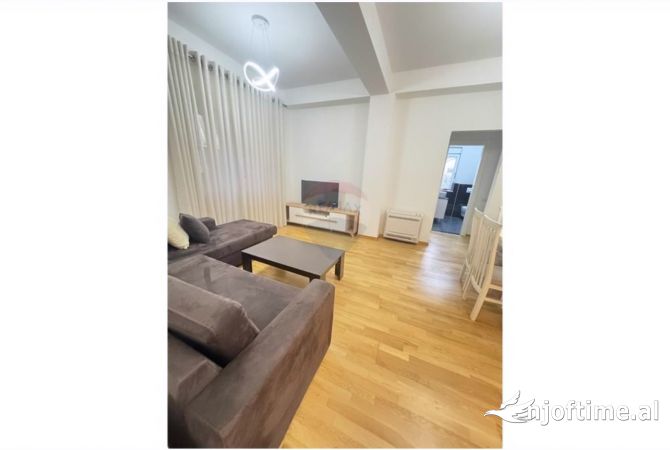 Shtepi me qera 1+1 ne Tirane - 700 Euro