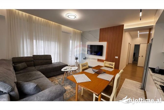 Shtepi me qera 2+1 ne Tirane - 600 Euro