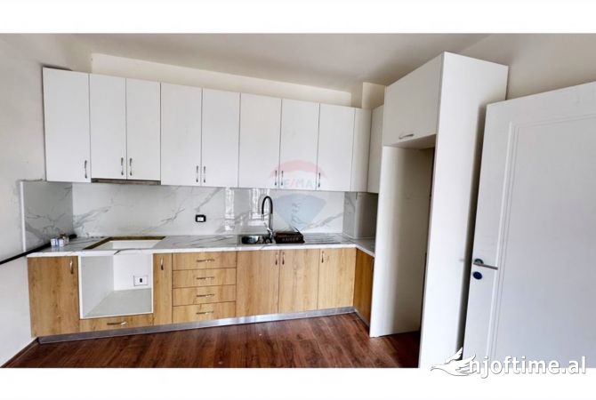 Shtepi me qera 2+1 ne Tirane - 600 Euro