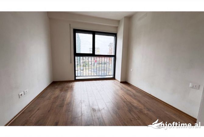 Shtepi me qera Apartament ne Tirane, 2+1, Mobilimi E mobiluar, Pagesa 600  Euro.