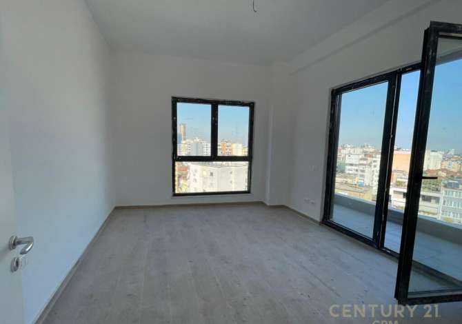 Zyre per qera te Pazari i Ri- 700 EURO!!