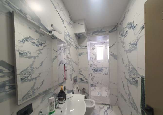 JEPET ME QIRA APARTAMENT PER BIZNES PRANE 21 DHJETORIT