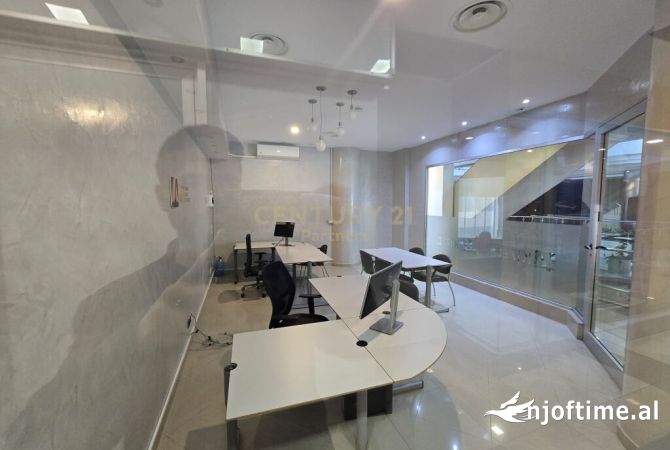 Ambient biznesi ne shitje 3+1 ne Tirane - 170,000 Euro