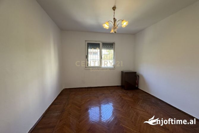 Shtepi ne shitje 2+1 ne Tirane - 98,000 Euro