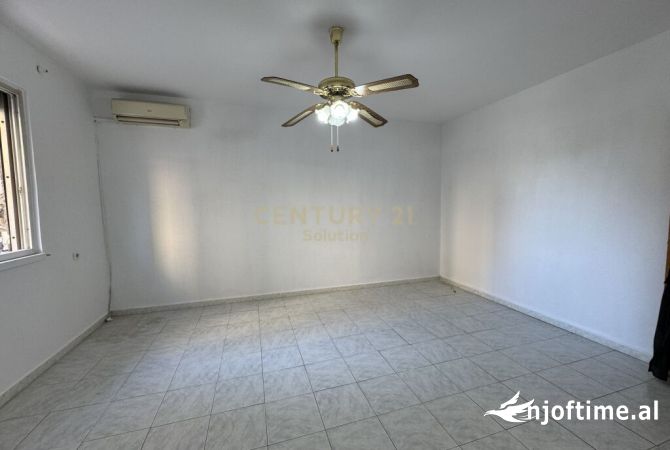 Shtepi ne shitje 2+1 ne Tirane - 98,000 Euro