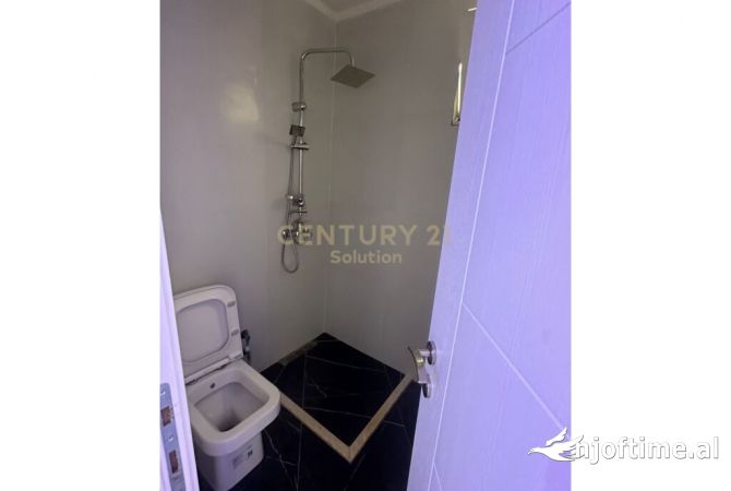 JEPET ME QIRA APARTAMENT I PERSHTATSHEM PER AMBIENT BIZNESI TEK ZOGU I ZI!!