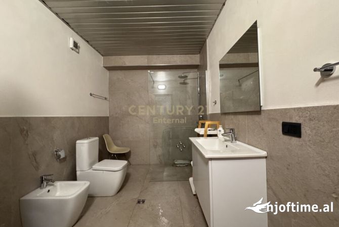 Ambient / Zyra per Qera ne Bllok!!