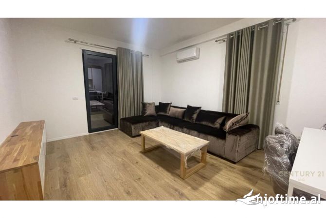 Shtepi me qera 2+1 ne Tirane - 800 Euro