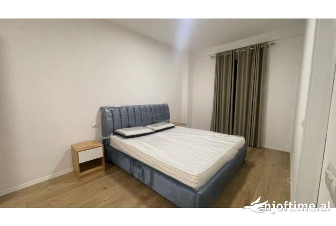 Shtepi me qera Apartament ne Tirane, 2+1, Mobilimi E mobiluar, Pagesa 800  Euro.