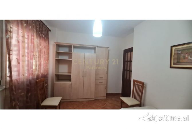 Shtepi me qera 2+1 ne Tirane - 600 Euro