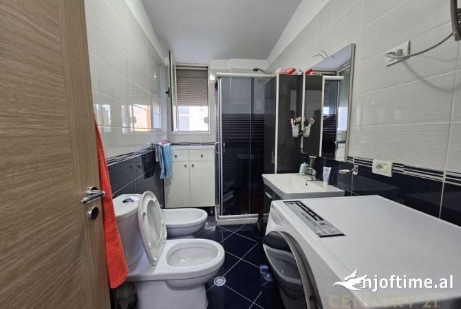 Shtepi ne shitje 2+1 ne Tirane - 160,000 Euro