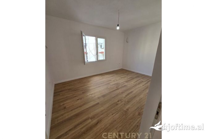 Shtepi ne shitje 2+1 ne Tirane - 129,000 Euro