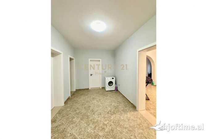 Shtepi me qera Apartament ne Tirane, 2+1, Mobilimi E mobiluar, Pagesa 550  Euro.