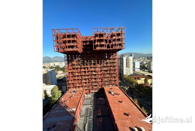 Ambient biznesi me qera 3+1 ne Tirane - 1,500 Euro