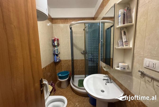 Apartment for sale in Tirana 1+1, Furnished