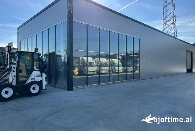 Ambient biznesi me qera 4+1 ne Tirane - 6,600 Euro