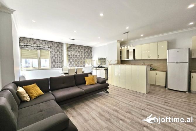 Shtepi me qera Apartament ne Tirane, 2+1, Mobilimi E mobiluar, Pagesa 900  Euro.