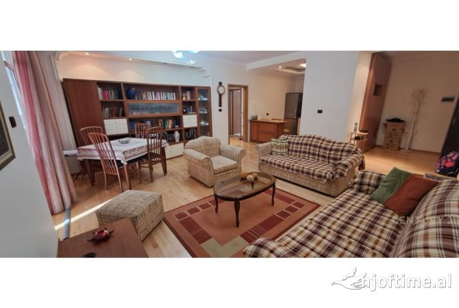 Shtepi ne shitje 2+1 ne Tirane - 250,000 Euro