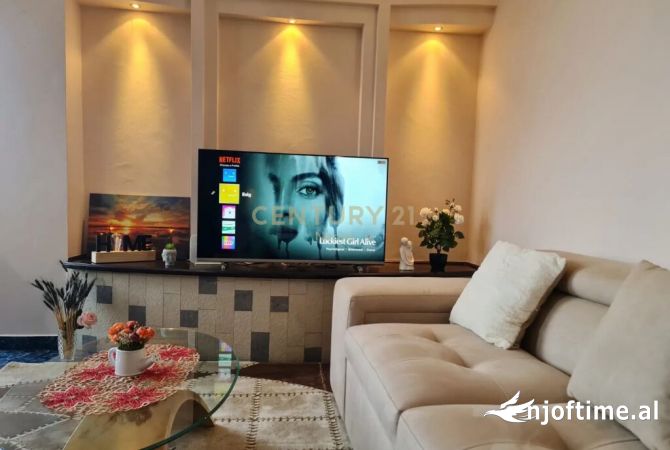 Shtepi ne shitje Apartament ne Tirane, 1+1, Mobilimi E mobiluar, Pagesa 199,000  Euro.