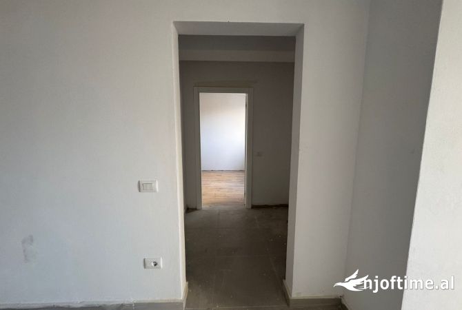 Shtepi ne shitje 1+1 ne Tirane - 101,500 Euro