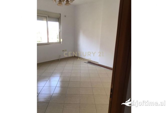 Apartment for rent in Tirana 2+1, Emty