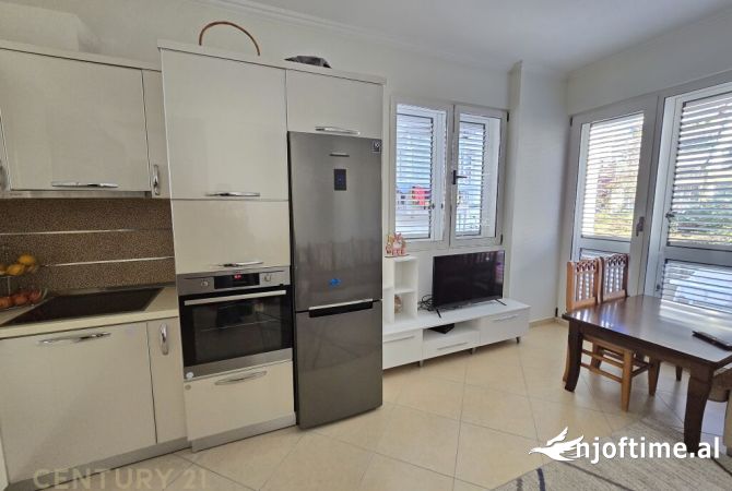 Shtepi ne shitje Apartament ne Tirane, 2+1, Mobilimi E mobiluar, Pagesa 113,000  Euro.