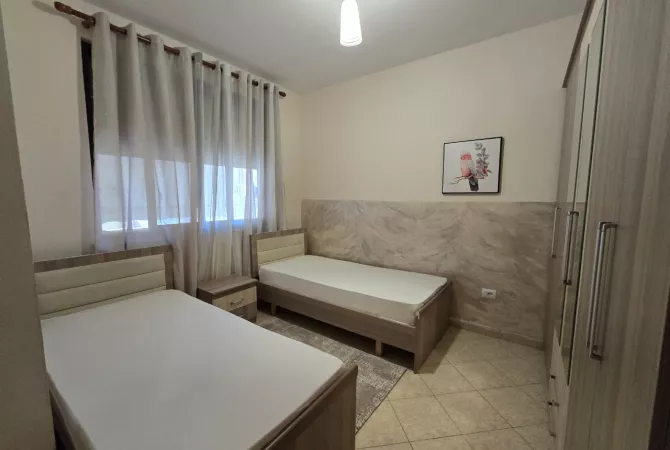 Shtepi me qera 2+1 ne Tirane - 750 Euro