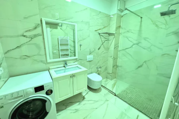 Shtepi me qera 2+1 ne Tirane - 950 Euro