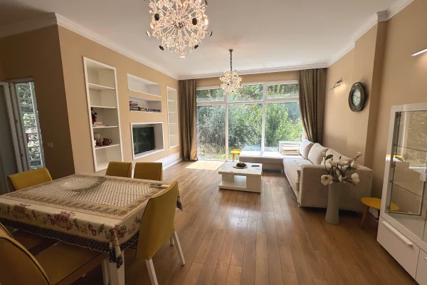 Shtepi me qera 2+1 ne Tirane - 850 Euro