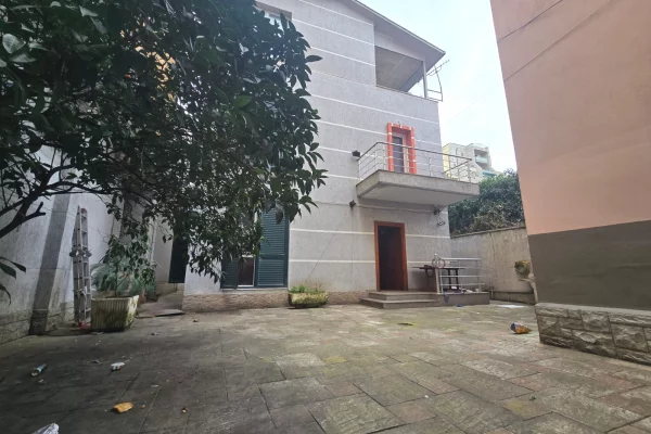 Private house for sale in Tirana 3+1, In Part